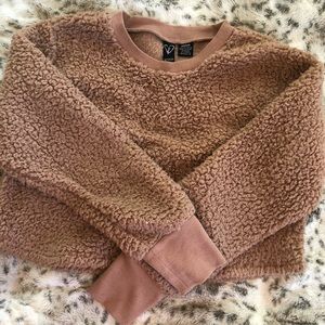 Cropped Sherpa sweatshirt